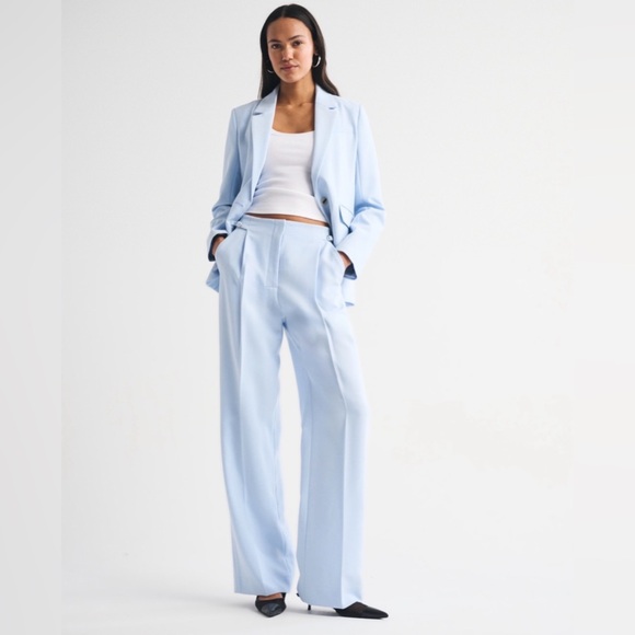 Abercrombie & Fitch Classic Suiting Blazer - Picture 6 of 11